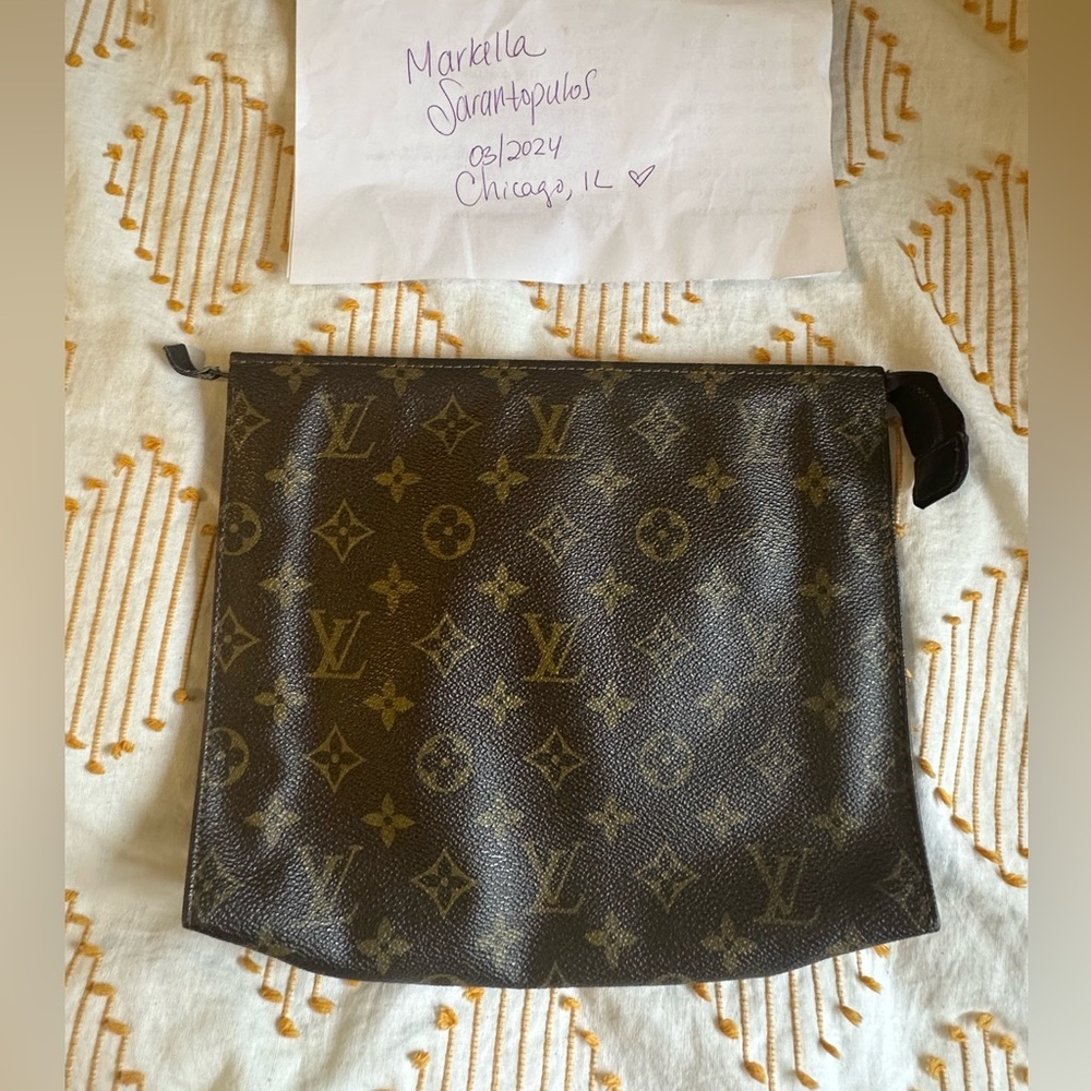 ❤️SOLD❤️Louis Vuitton vintage large monogram toiletry makeup pouch bag